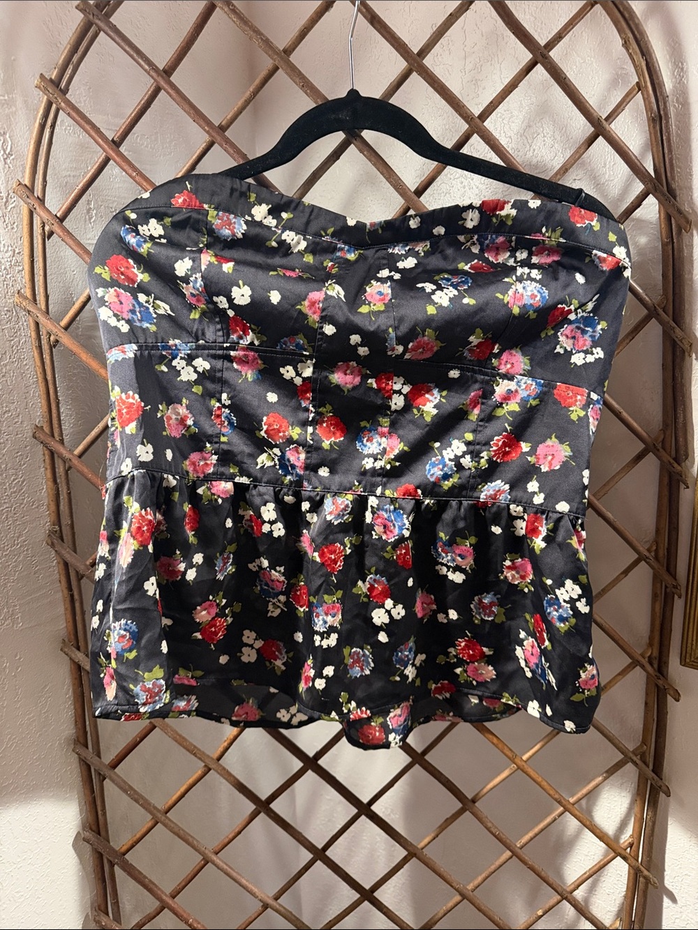 American Eagle Outfitters Black Strapless Floral Peplum Top